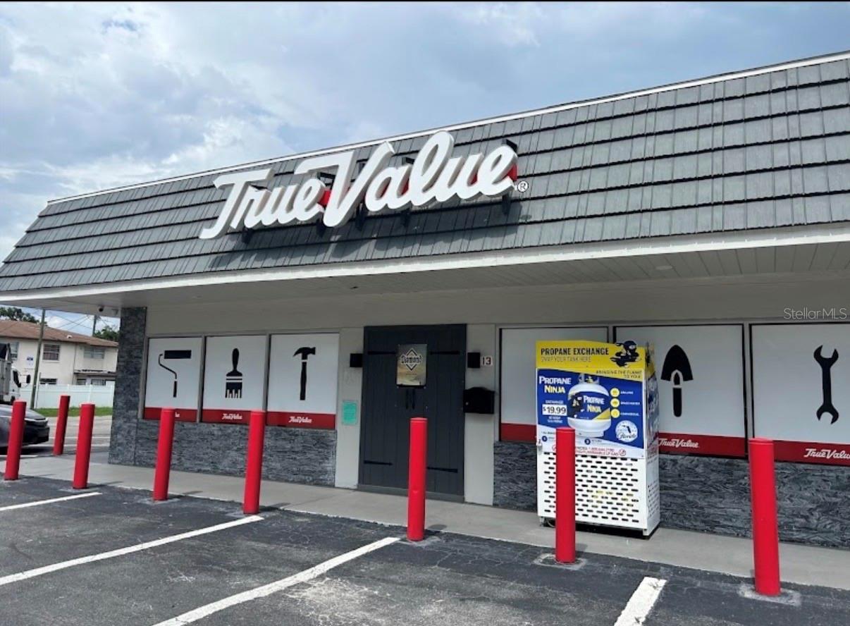 Photo of 9513 N NEBRASKA AVENUE TAMPA FL 33612