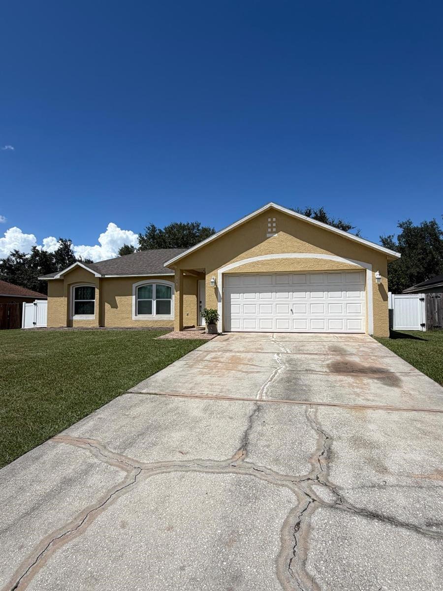Photo of 316 BRIMMING LAKE ROAD MINNEOLA FL 34715