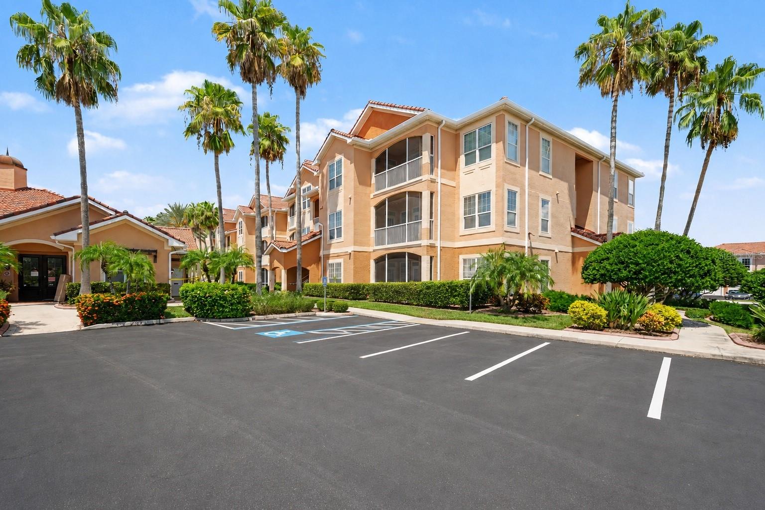 Photo of 5000 CULBREATH KEY WAY #4-101 TAMPA FL 33611