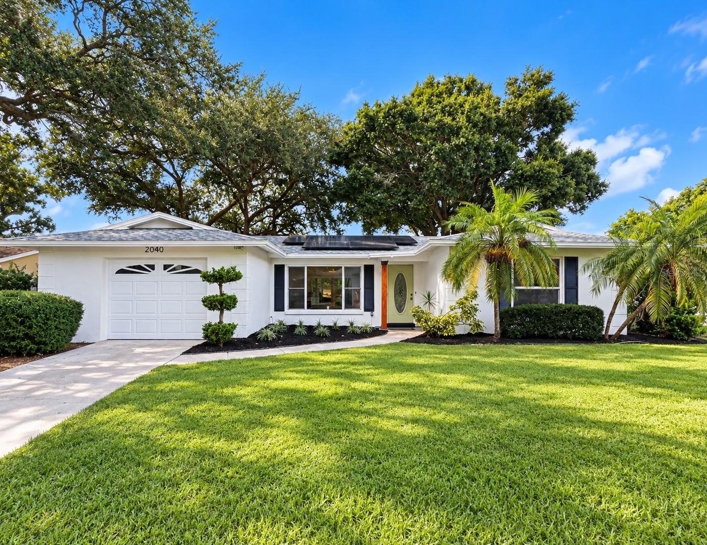 Photo of 2040 FOREST DRIVE CLEARWATER FL 33763