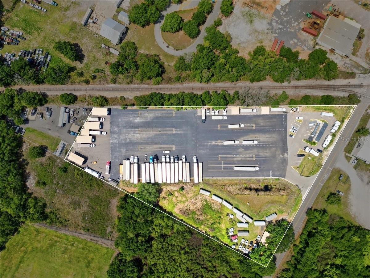 Photo of 100 S AIRPORT ROAD LAKE WALES FL 33859