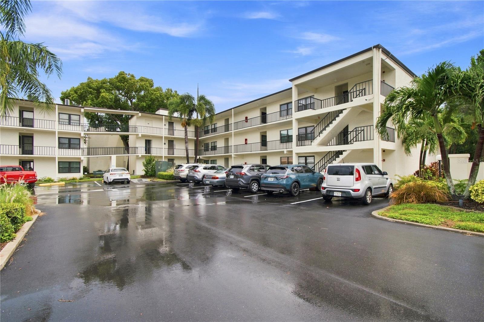 Photo of 14130 ROSEMARY LANE #4209 LARGO FL 33774