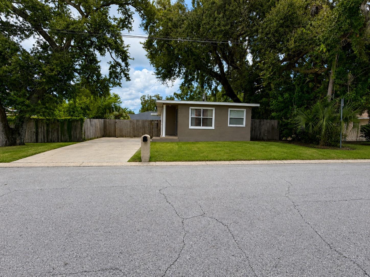 Photo of 1141 ENGMAN STREET CLEARWATER FL 33755