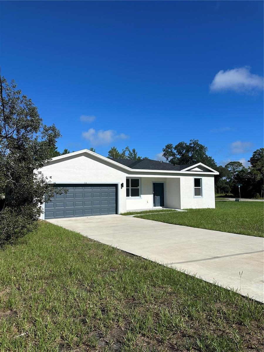 Photo of 14 FISHER COURT OCKLAWAHA FL 32179