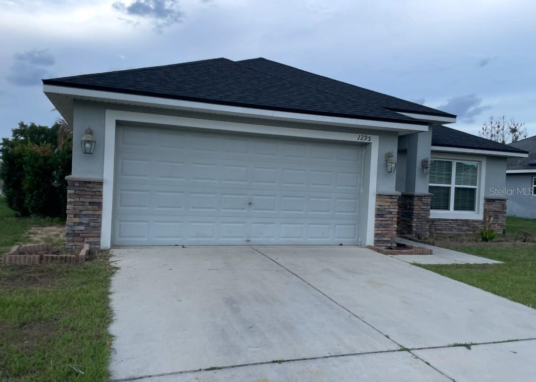 Photo of 1295 LEGATTO LOOP DUNDEE FL 33838