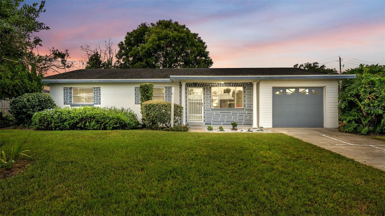 Photo of 265 E THELMA STREET LAKE ALFRED FL 33850