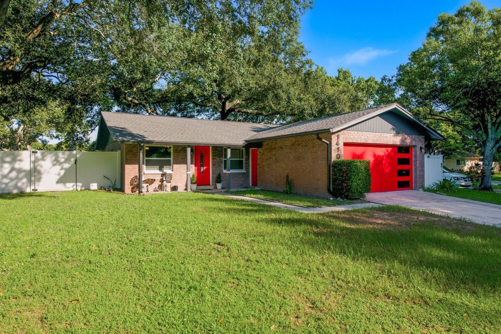 Photo of 1410 VALE COURT DUNEDIN FL 34698