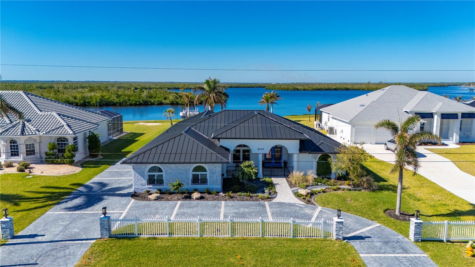 Photo of 5117 COLLINGSWOOD BOULEVARD PORT CHARLOTTE FL 33948