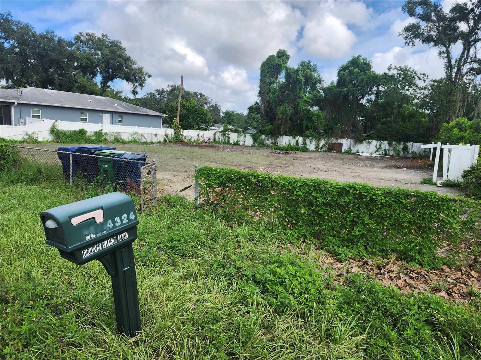 Photo of 4324 E GROVE VIEW AVENUE TAMPA FL 33617