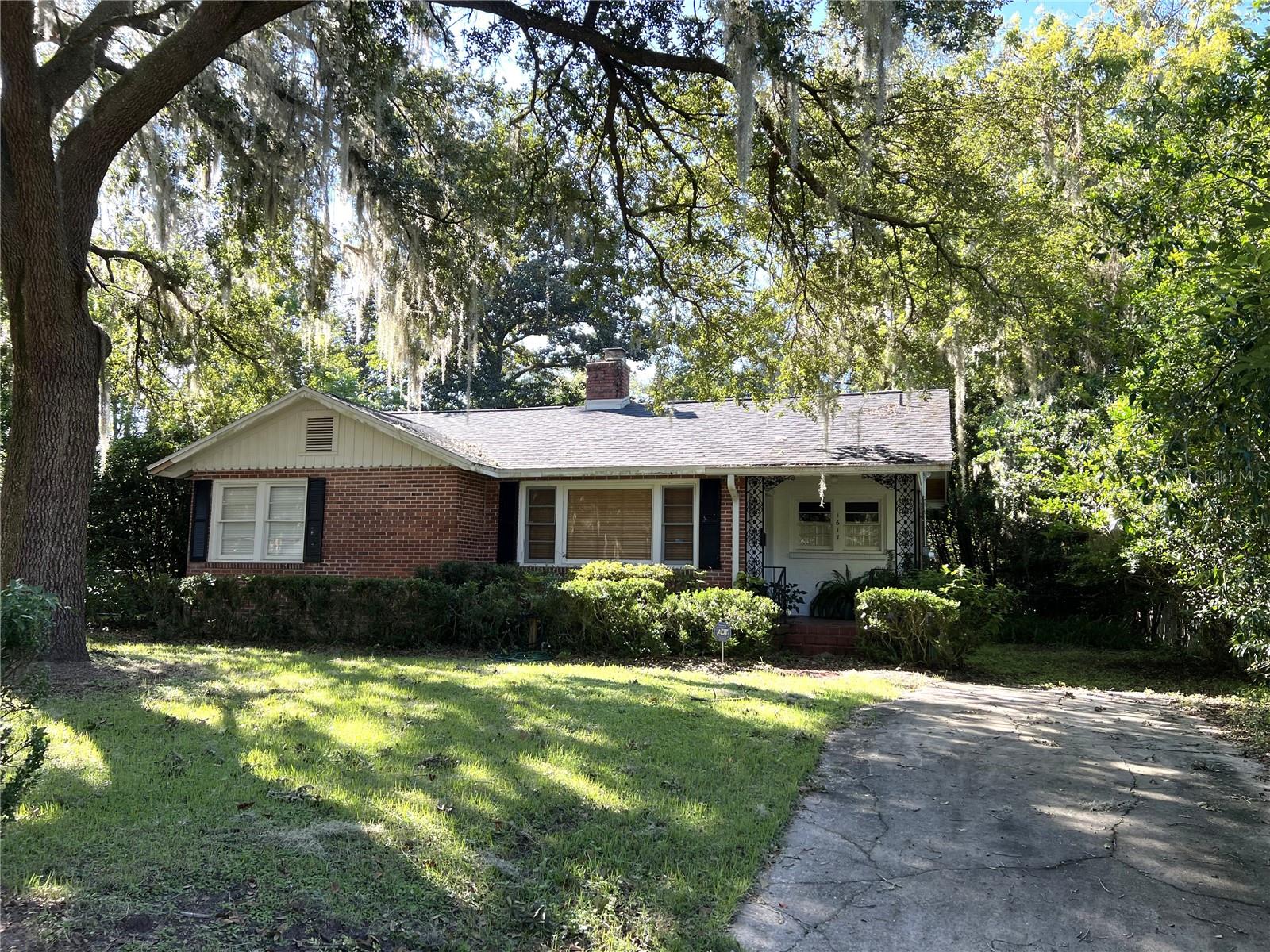 Photo of 1617 NW 7TH PLACE GAINESVILLE FL 32603