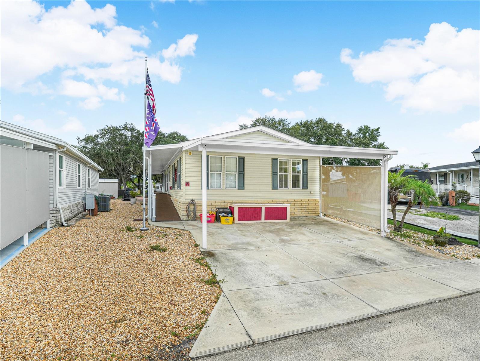Photo of 9 SILVER DOCTOR LANE LAKE WALES FL 33898