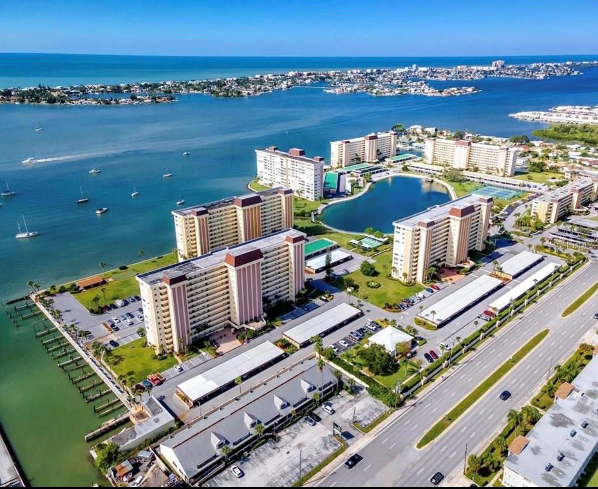 Photo of 4650 COVE CIRCLE #409 ST PETERSBURG FL 33708