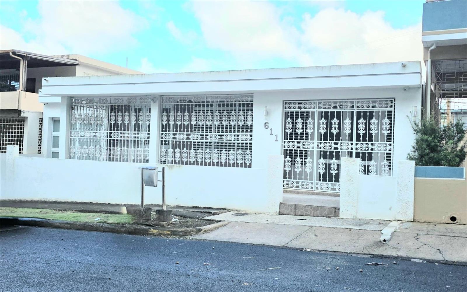 Photo of 611 Olympic St SUMMIT HILLS SAN JUAN PR 00920