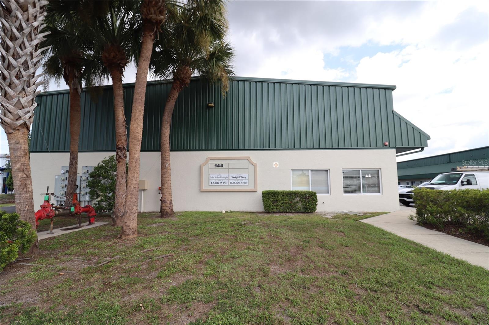 Photo of 144 TRIPLE DIAMOND BOULEVARD #F NOKOMIS FL 34275