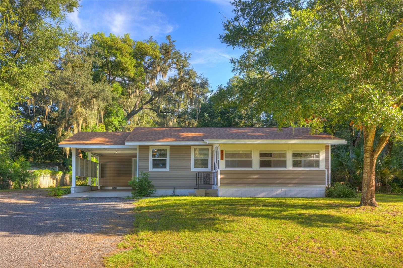 Photo of 355 W WISCONSIN AVENUE ORANGE CITY FL 32763