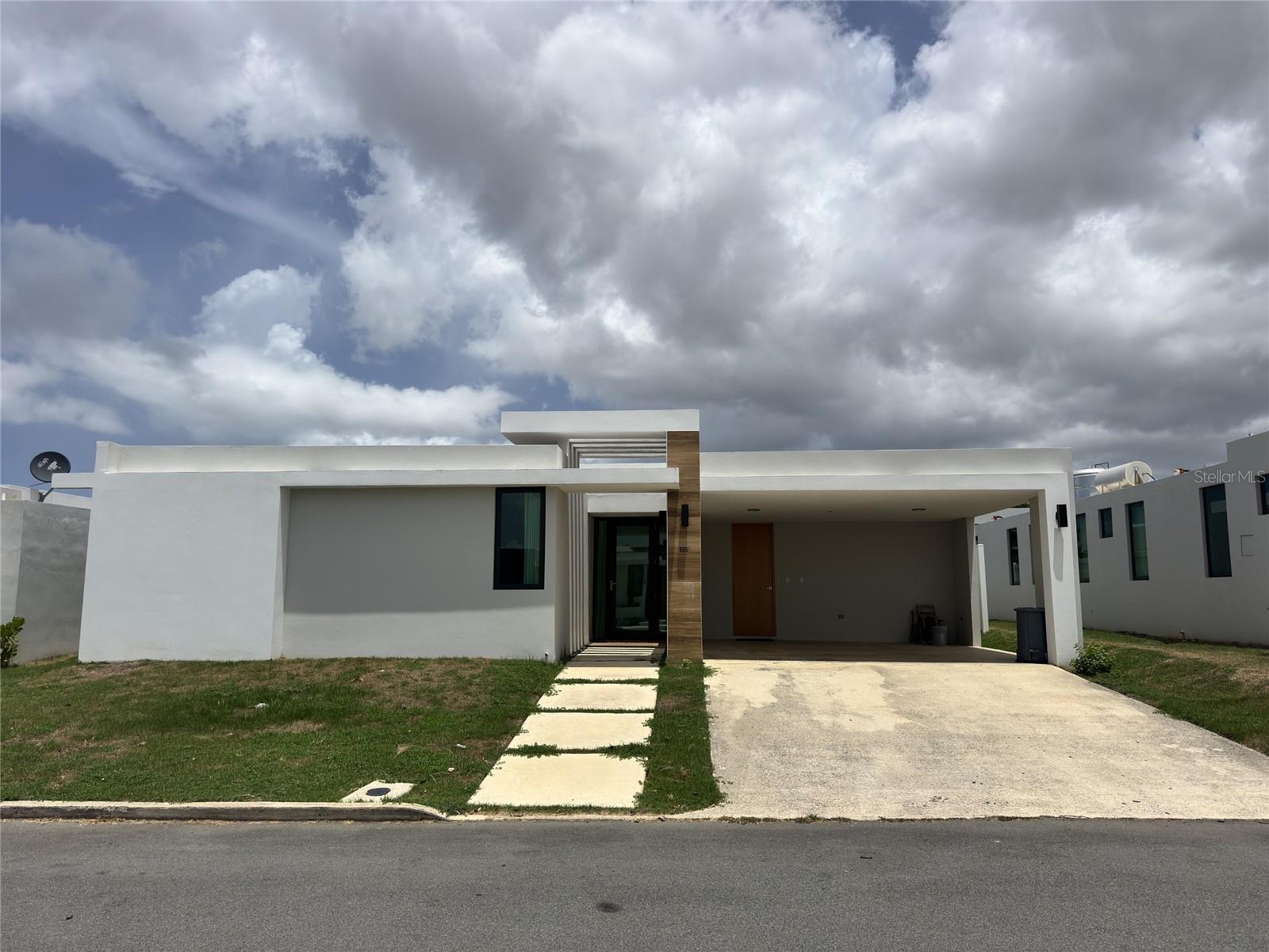 Photo of Residences at Rio IGUAZÚ 135 BAYAMON PR 00959