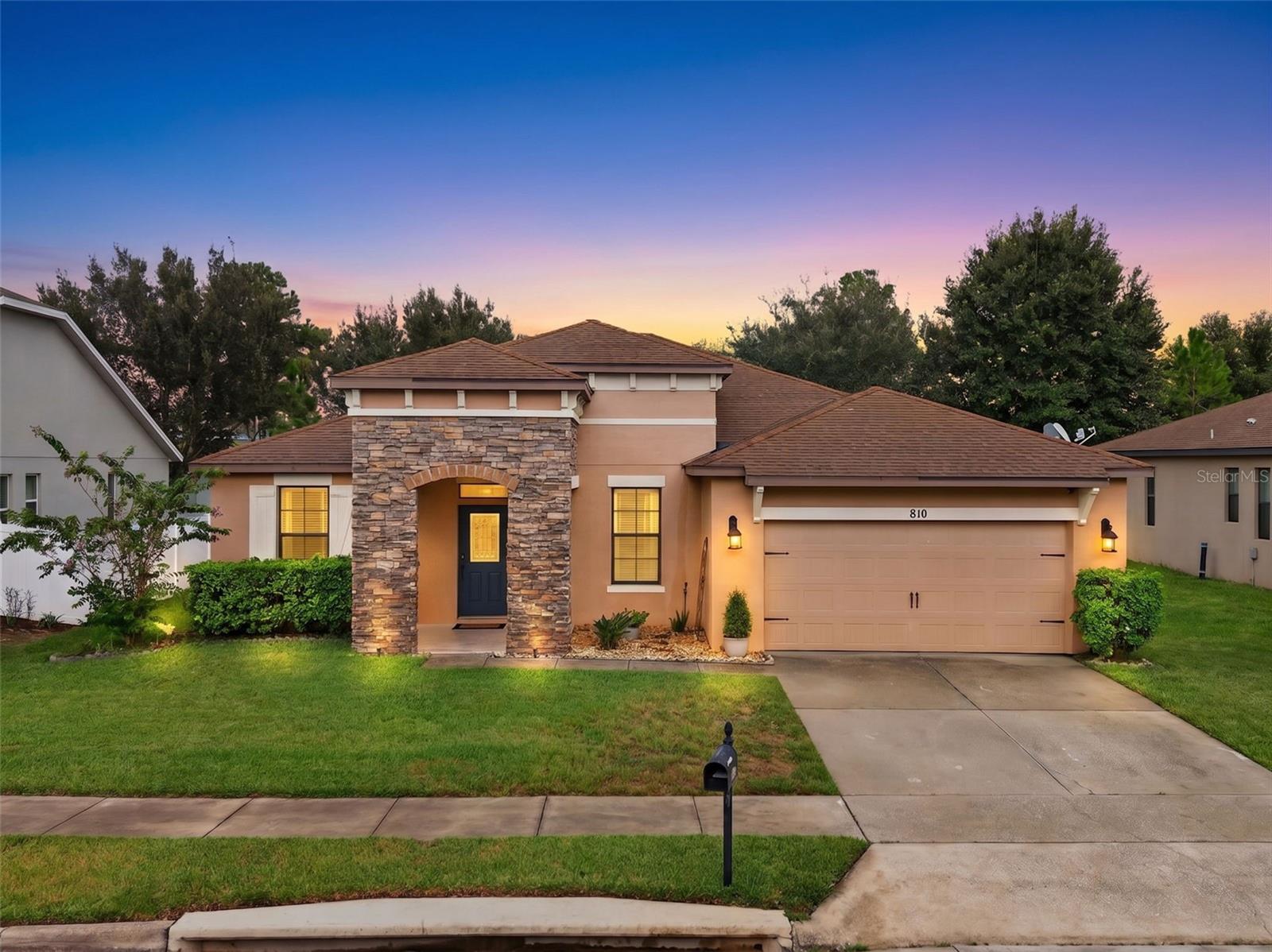 Photo of 810 WOODS LANDING DRIVE MINNEOLA FL 34715