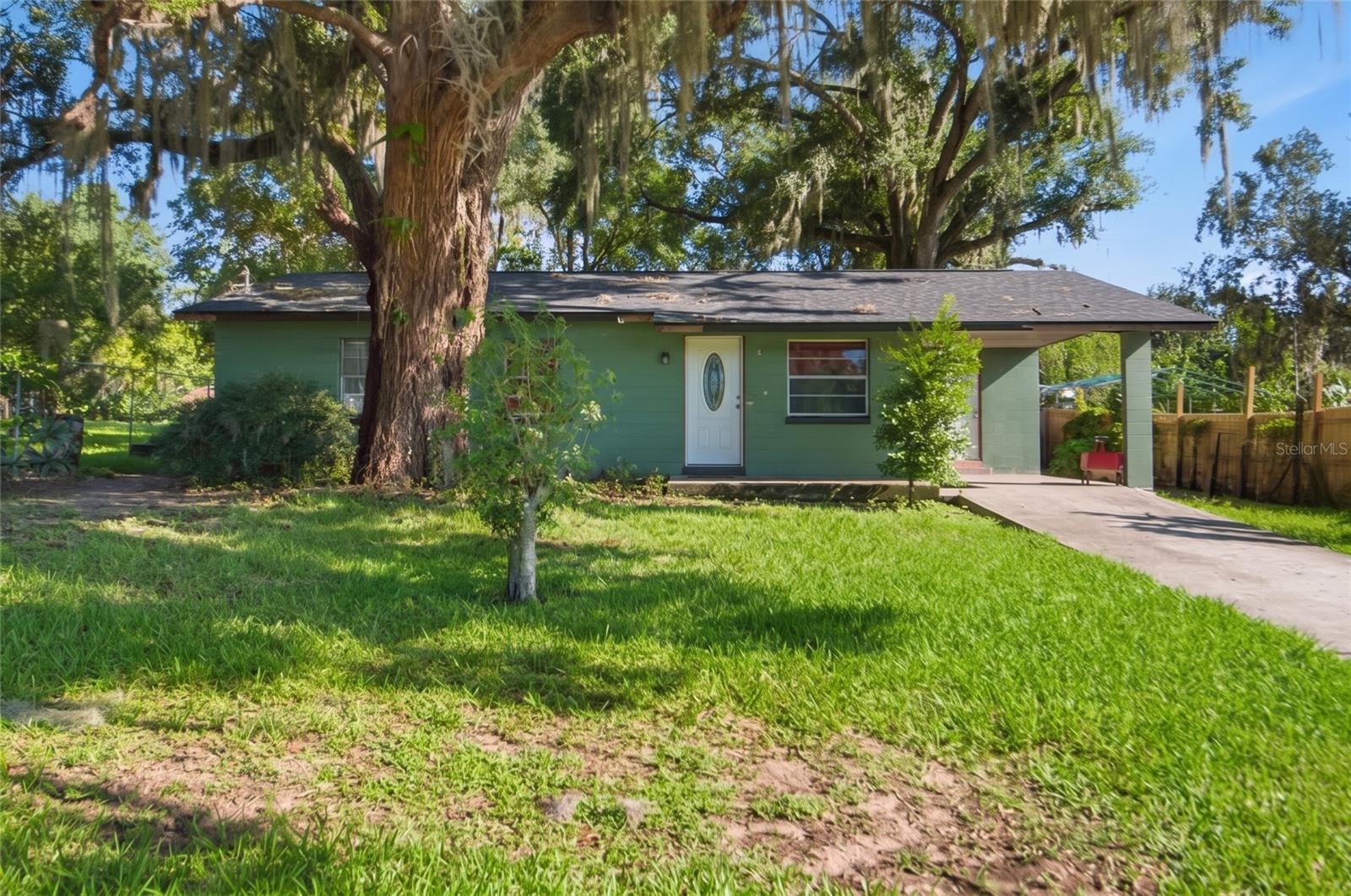 Photo of 37317 MOCERI AVENUE DADE CITY FL 33523