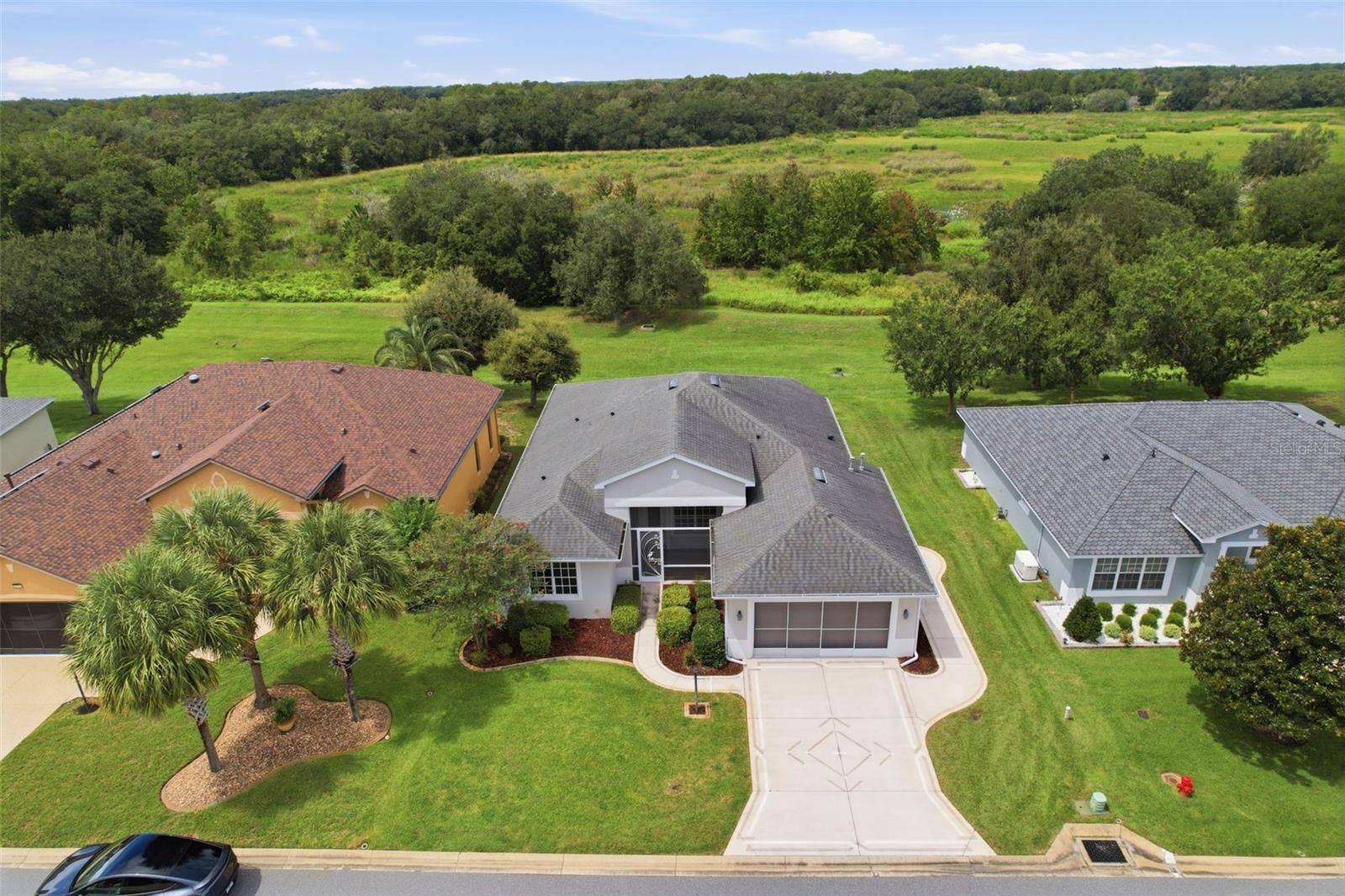 Photo of 20743 QUEEN ALEXANDRA DRIVE LEESBURG FL 34748