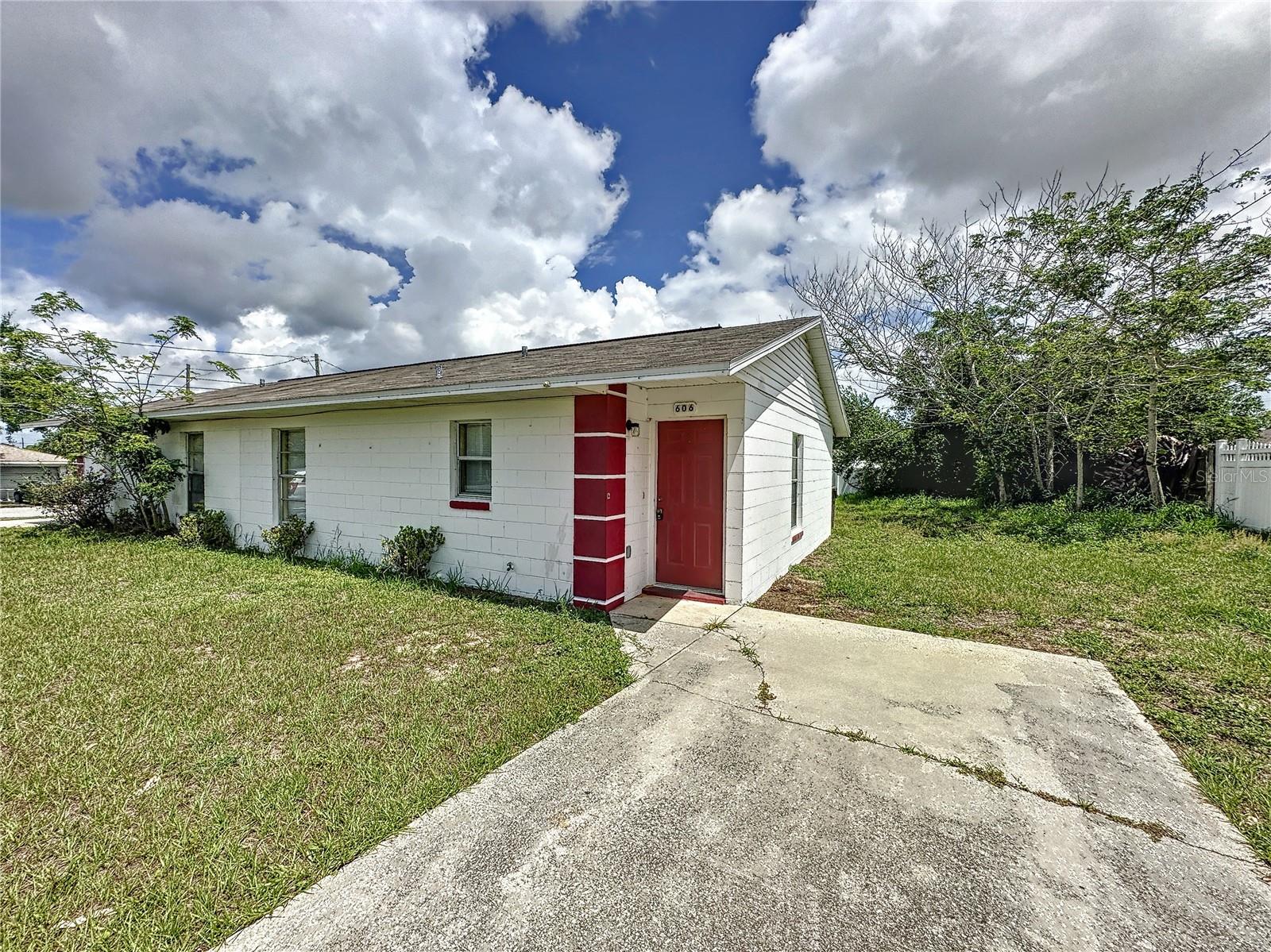Photo of 606 CLAUDE HOLMES SR AVENUE HAINES CITY FL 33844