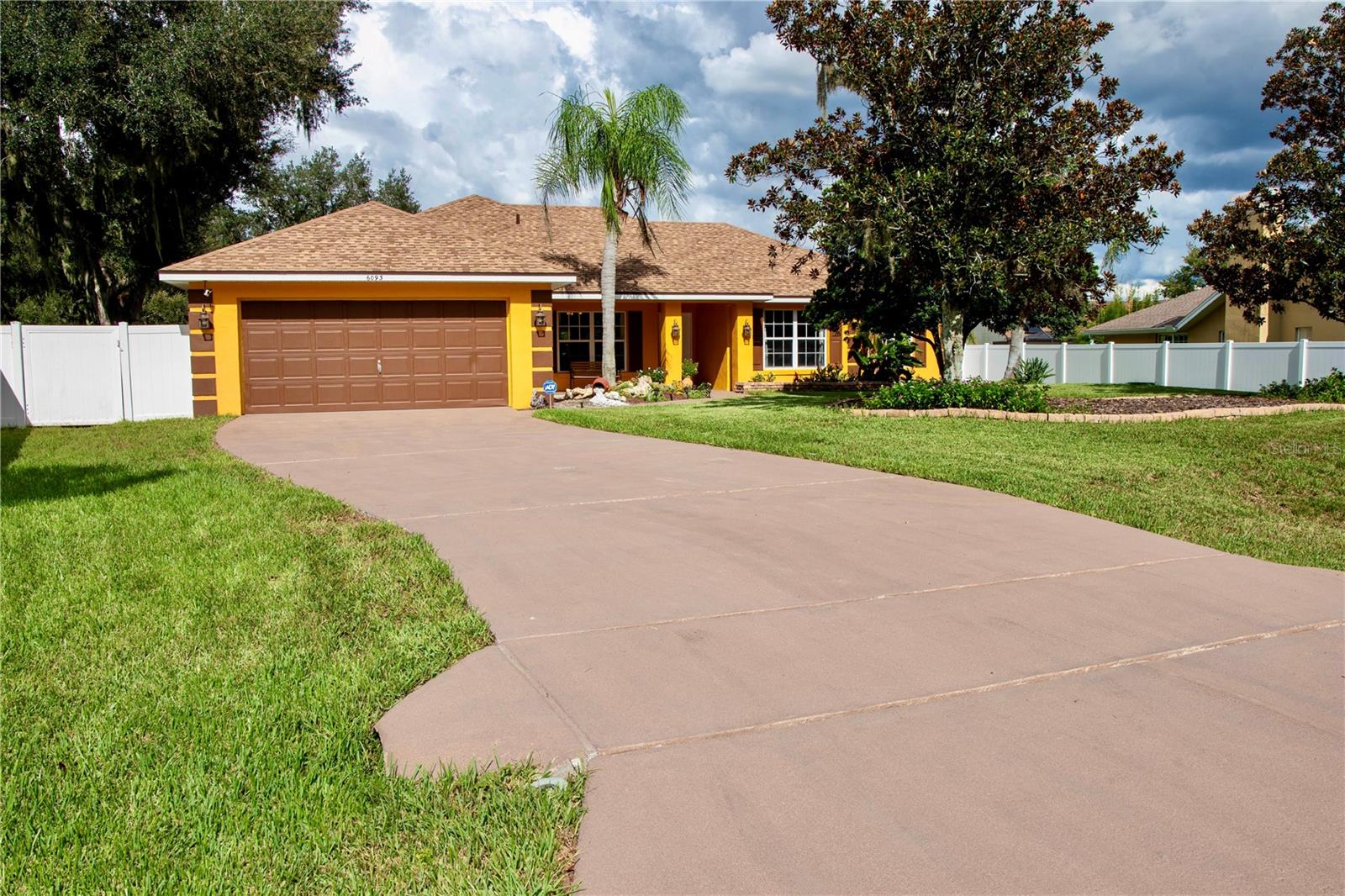 Photo of 6093 VELVET LOOP LAKELAND FL 33811