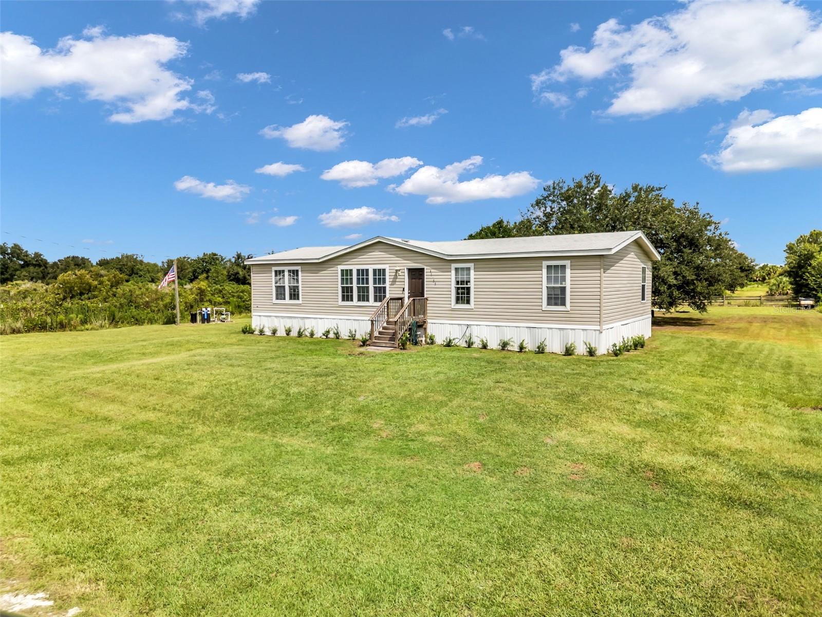 Photo of 19683 NW 302ND STREET OKEECHOBEE FL 34972