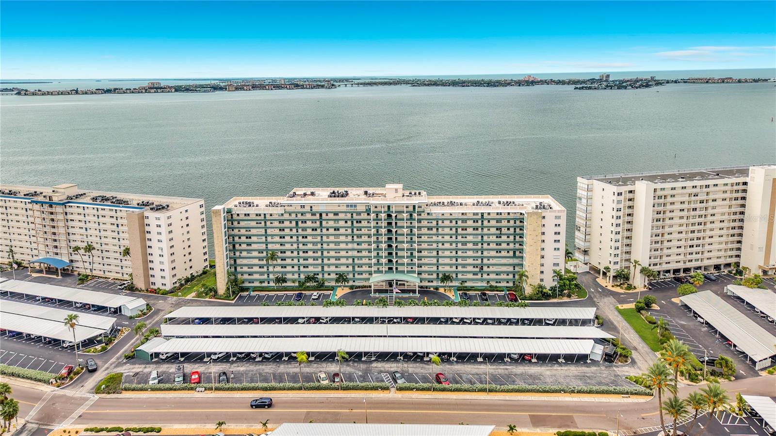 Photo of 6020 SHORE BOULEVARD #211 GULFPORT FL 33707