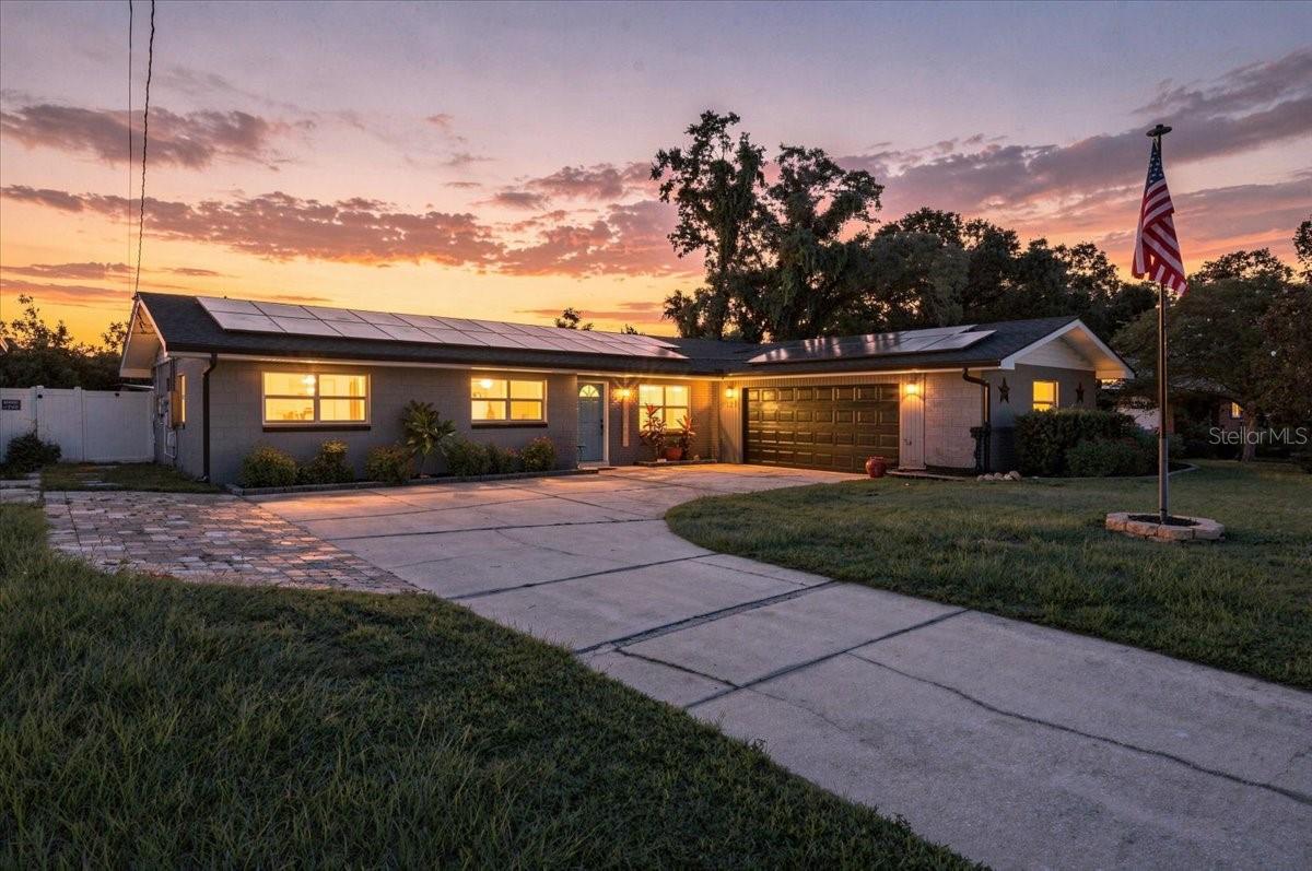 Photo of 121 LOWELL ROAD WINTER HAVEN FL 33884