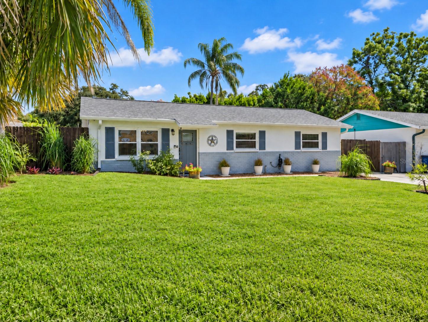 Photo of 2047 POWDERHORN DRIVE CLEARWATER FL 33755