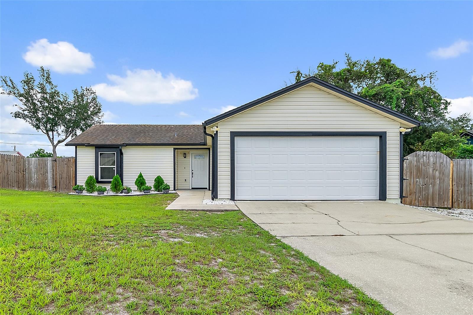 Photo of 769 COLEMAN AVENUE DELTONA FL 32725