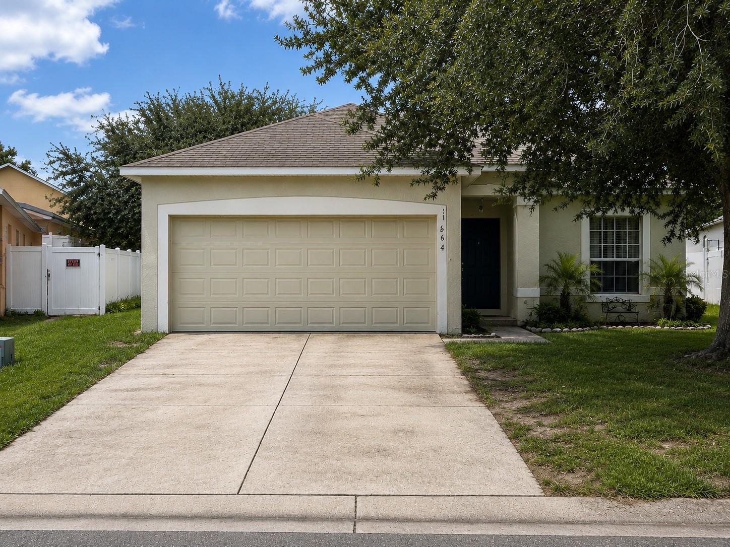 Photo of 164 SIGMUND LOOP DAVENPORT FL 33837