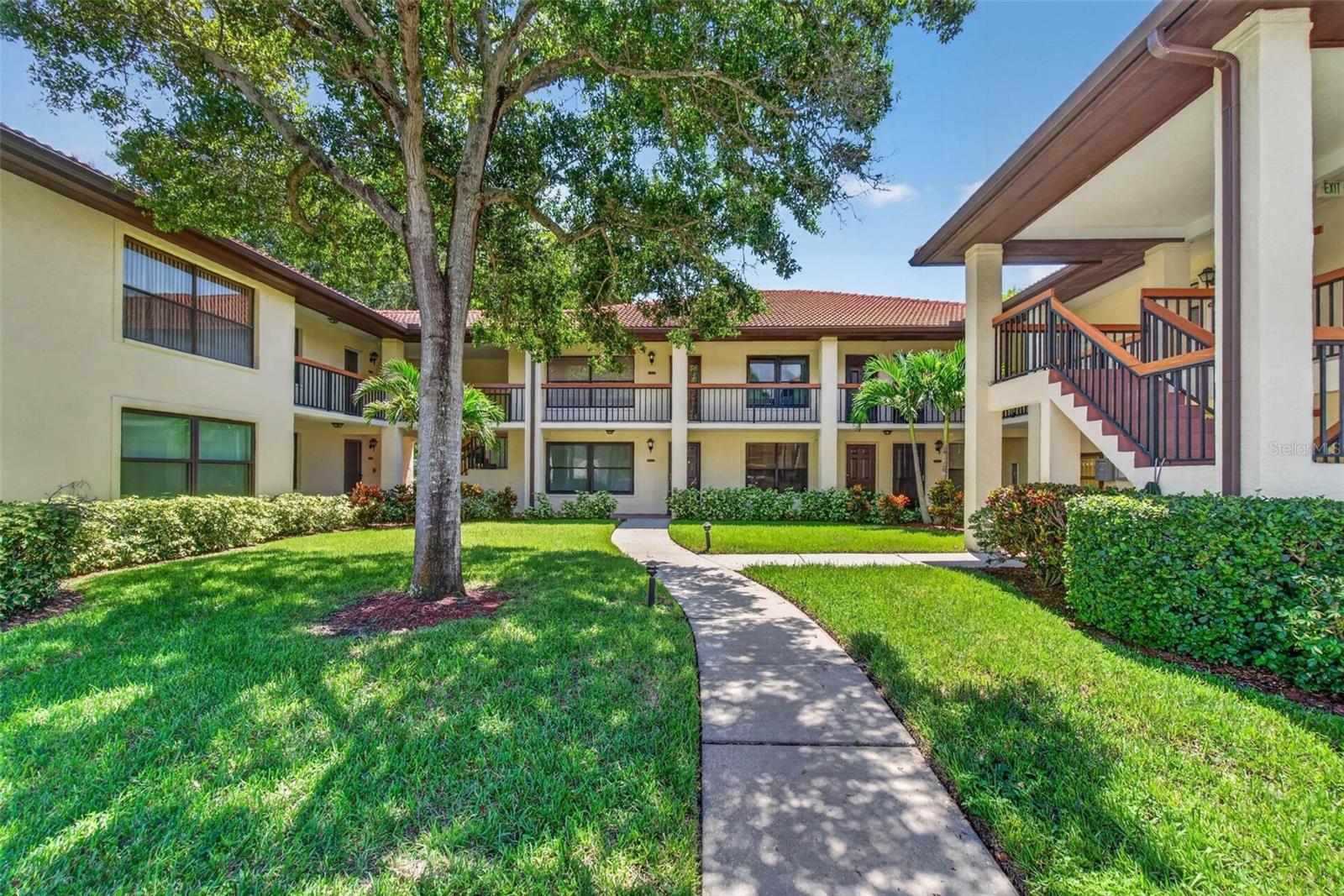 Photo of 1602 HAMMOCK PINE BOULEVARD #1602 CLEARWATER FL 33761