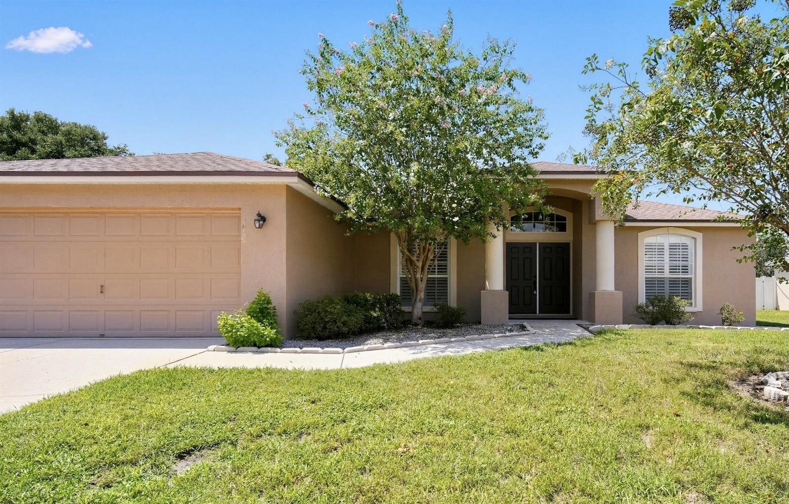 Photo of 5625 FISCHER DRIVE LAKELAND FL 33812