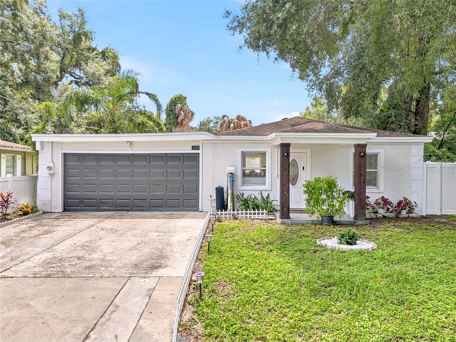 Photo of 701 E CRENSHAW STREET TAMPA FL 33604
