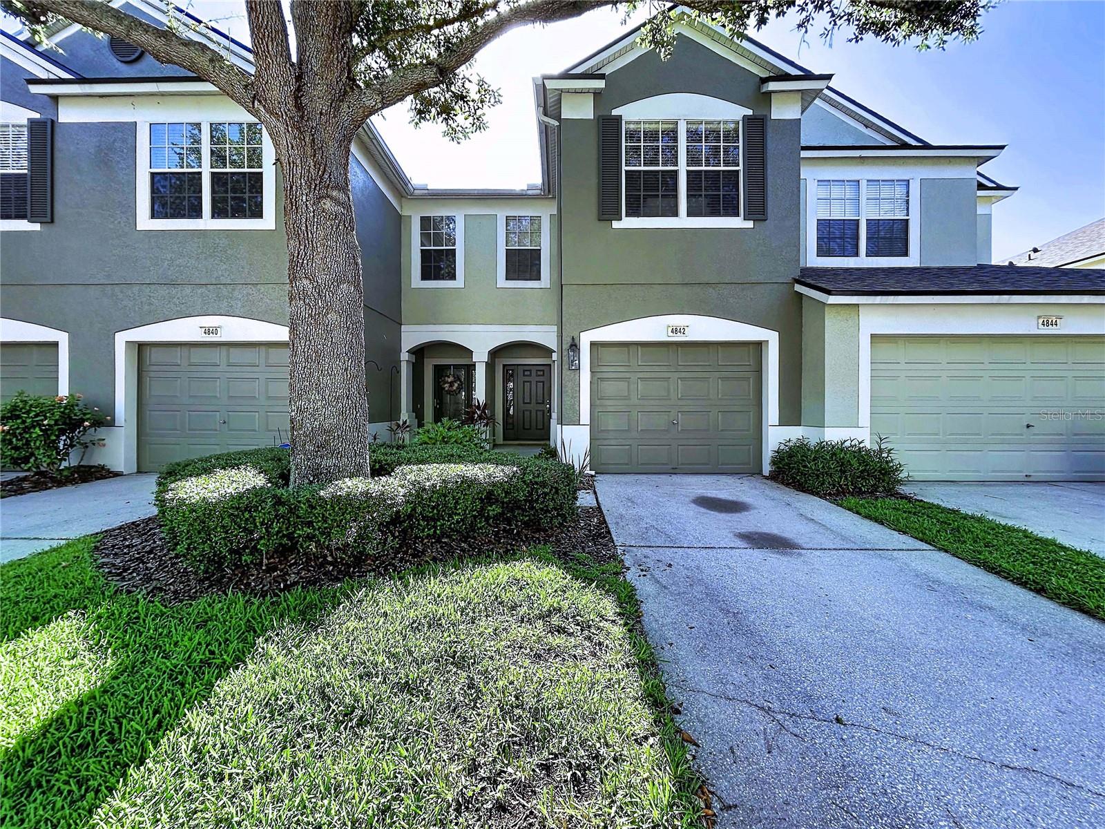 Photo of 4842 BARNSTEAD DRIVE RIVERVIEW FL 33578