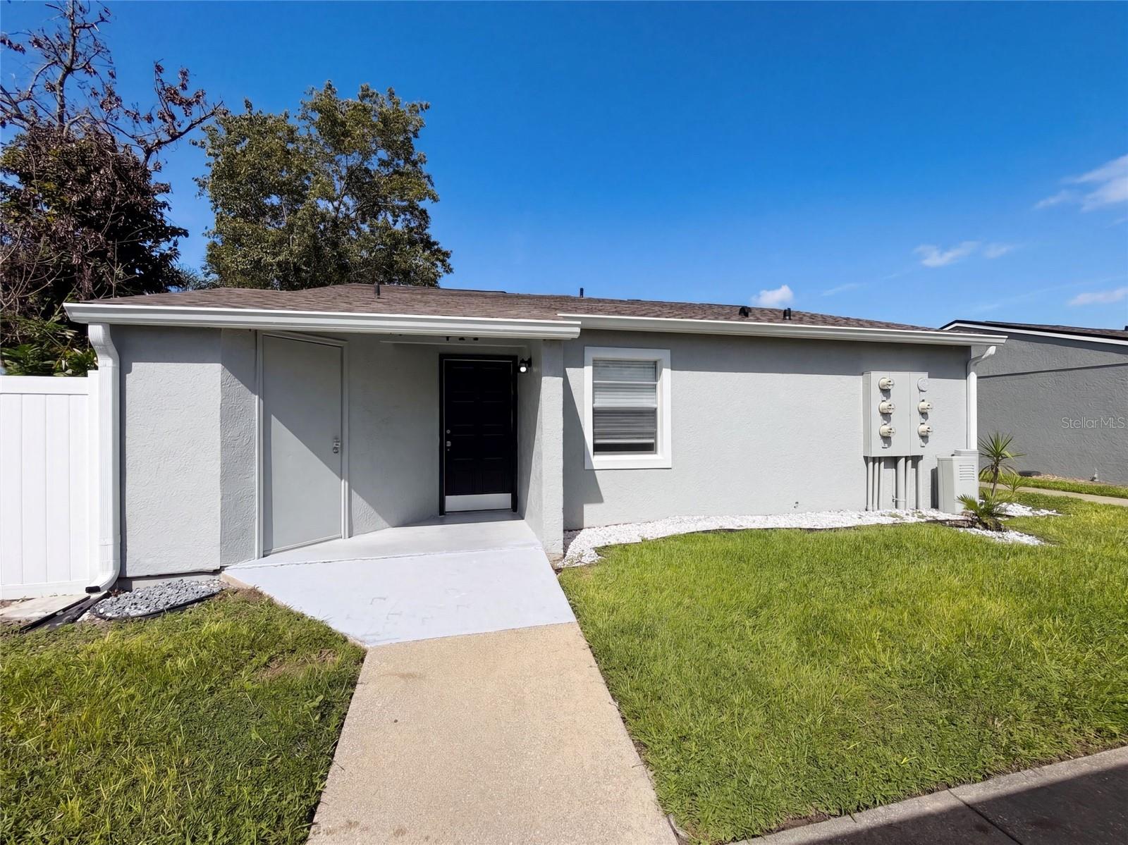 Photo of 411 DORCHESTER SQUARE LAKE MARY FL 32746