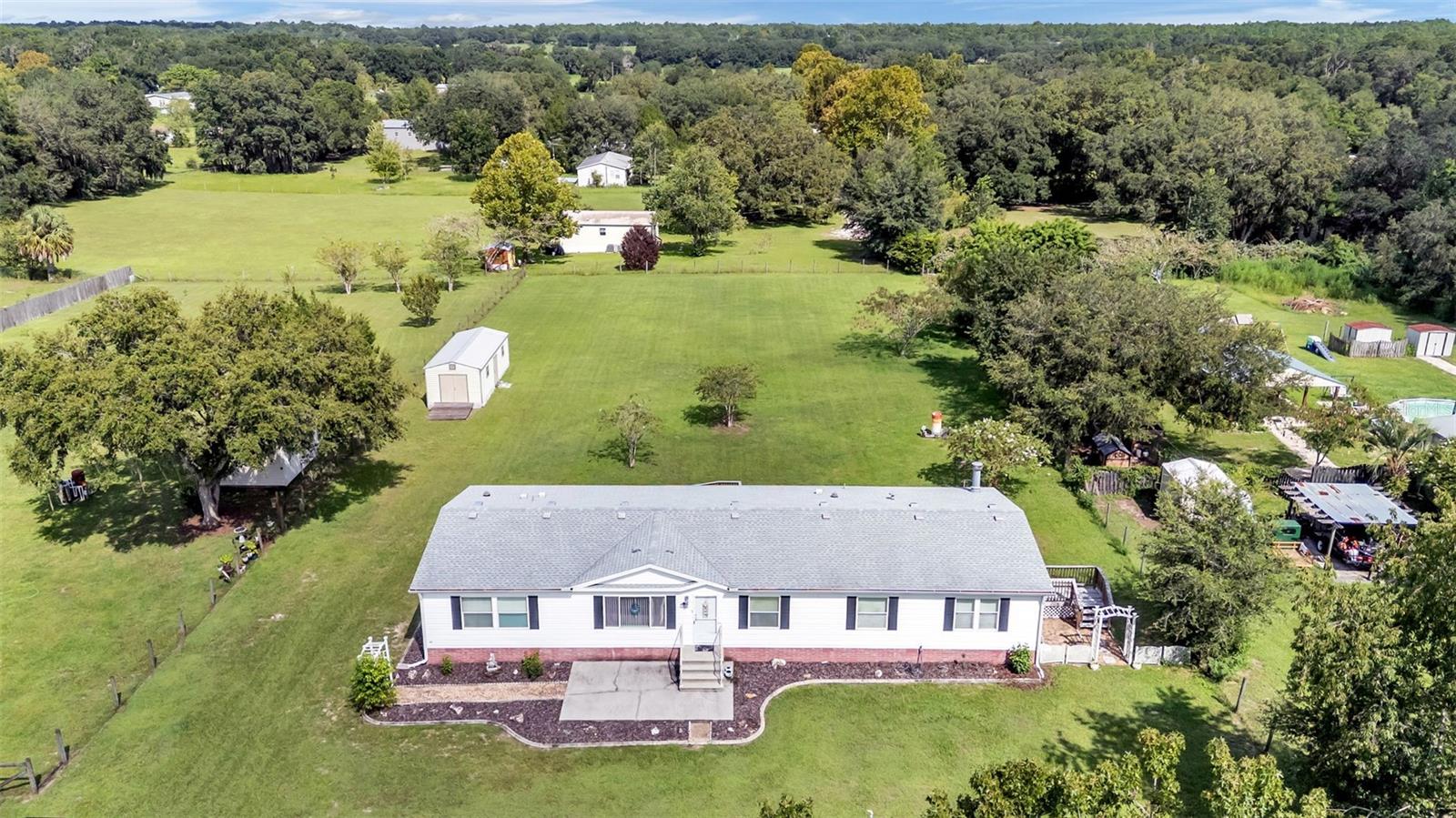 Photo of 11457 N LINDA MARIE TERRACE DUNNELLON FL 34433