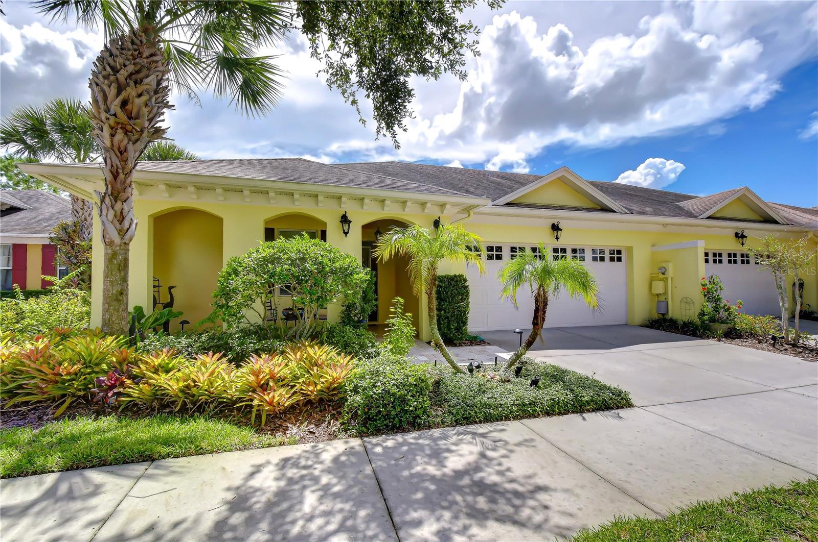 Photo of 6810 MUNCASTER COURT TAMPA FL 33625