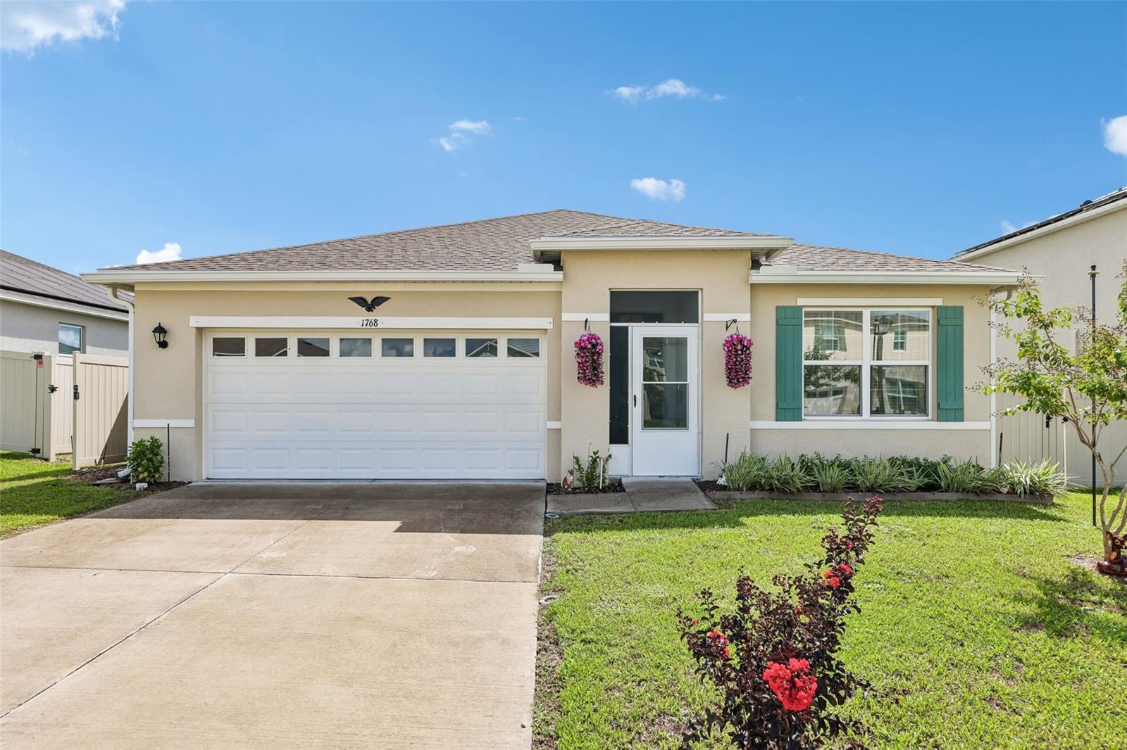 Photo of 1768 HENIN CIRCLE TAVARES FL 32778