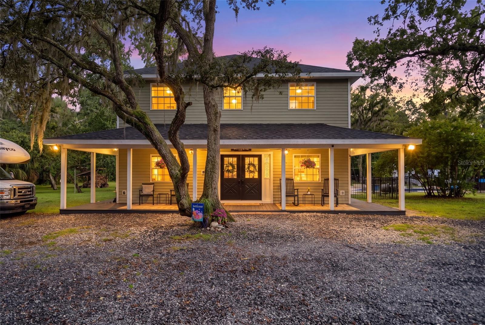 Photo of 15610 COUNTRY LANE SPRING HILL FL 34610