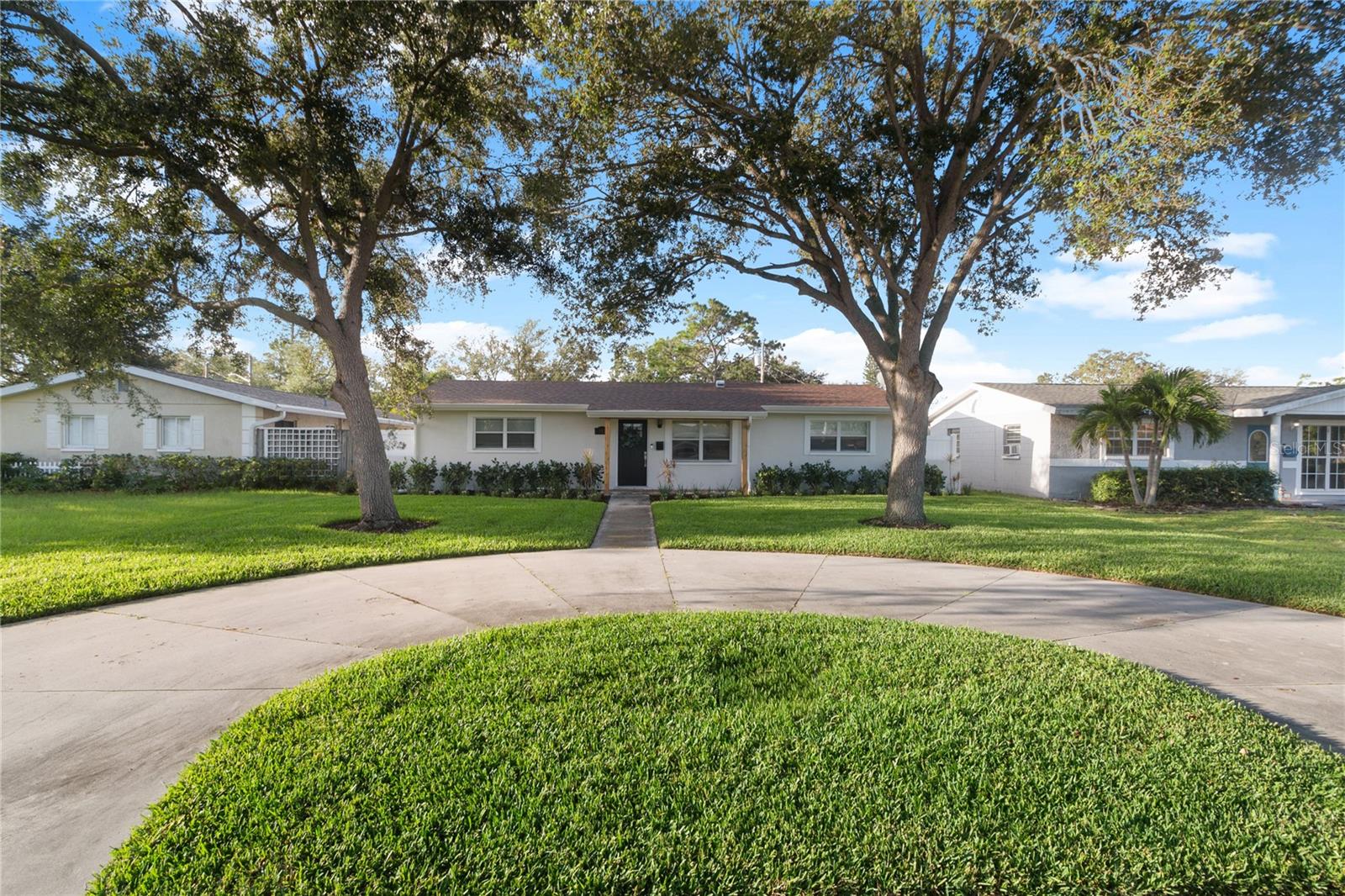 Photo of 782 41ST AVENUE ST PETERSBURG FL 33703