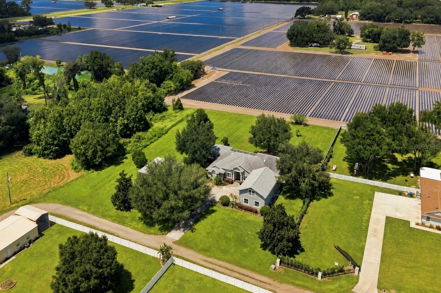 Photo of 3410 PUNKIN PATCH LANE DOVER FL 33527
