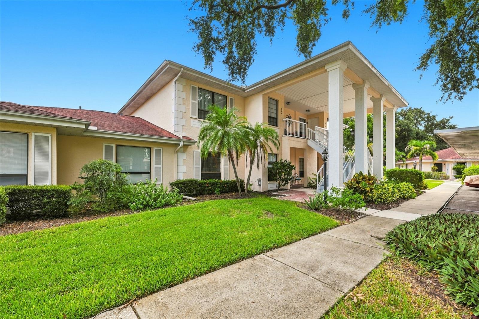 Photo of 304 KELSEY WAY SUN CITY CENTER FL 33573