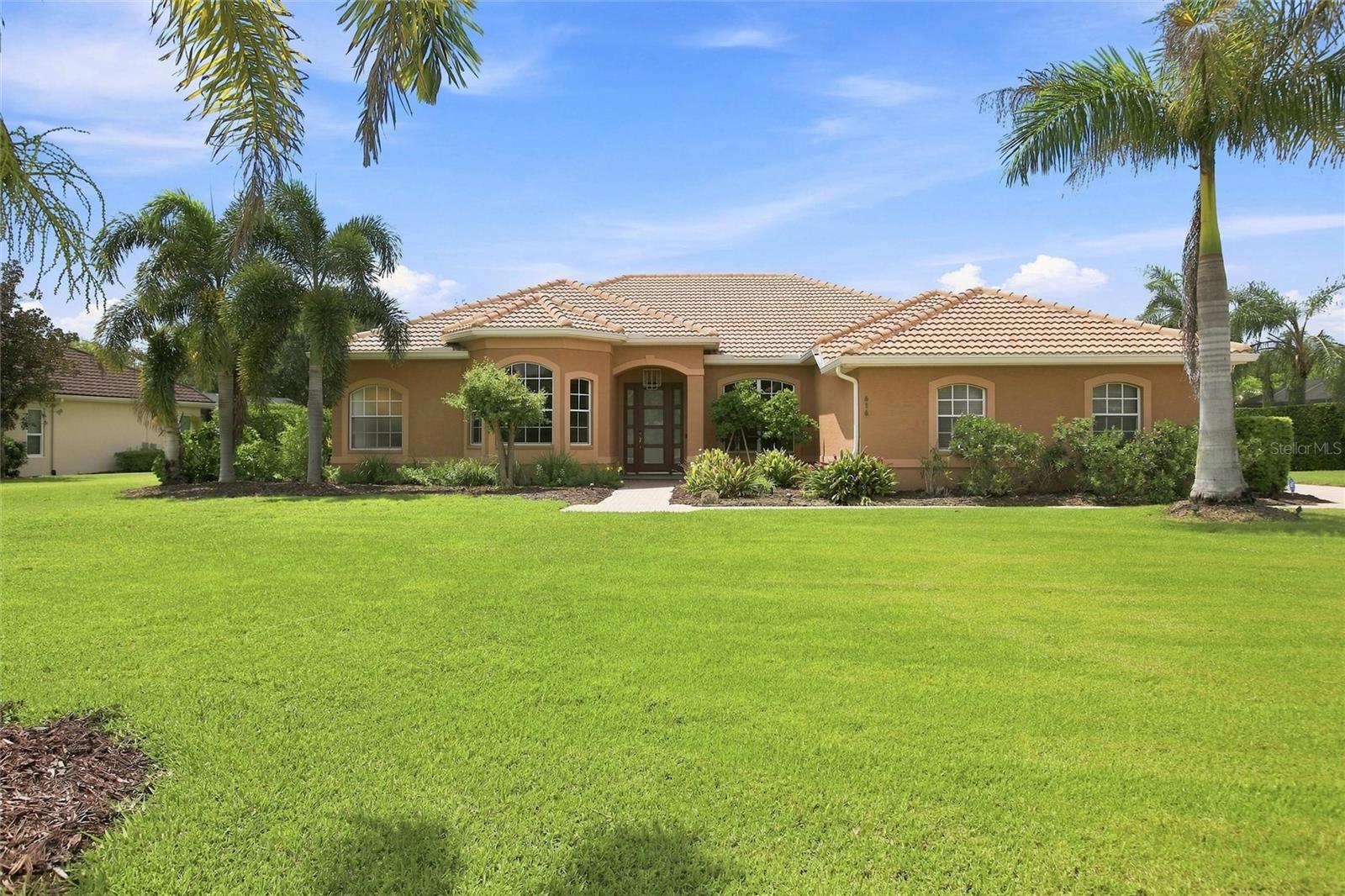 Photo of 616 COUNTRY MEADOWS WAY BRADENTON FL 34212