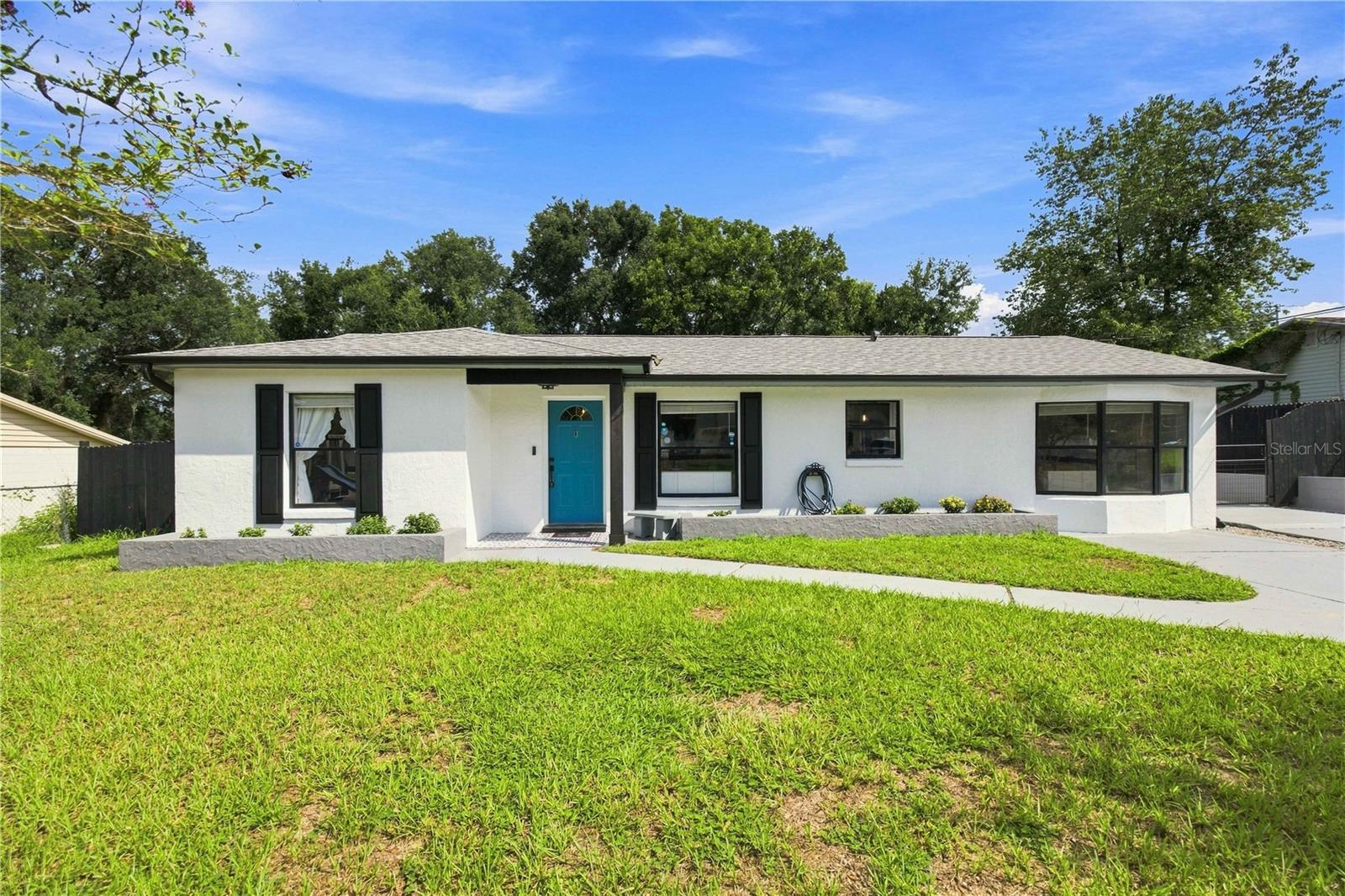 Photo of 11615 SE 129TH LANE OCKLAWAHA FL 32179