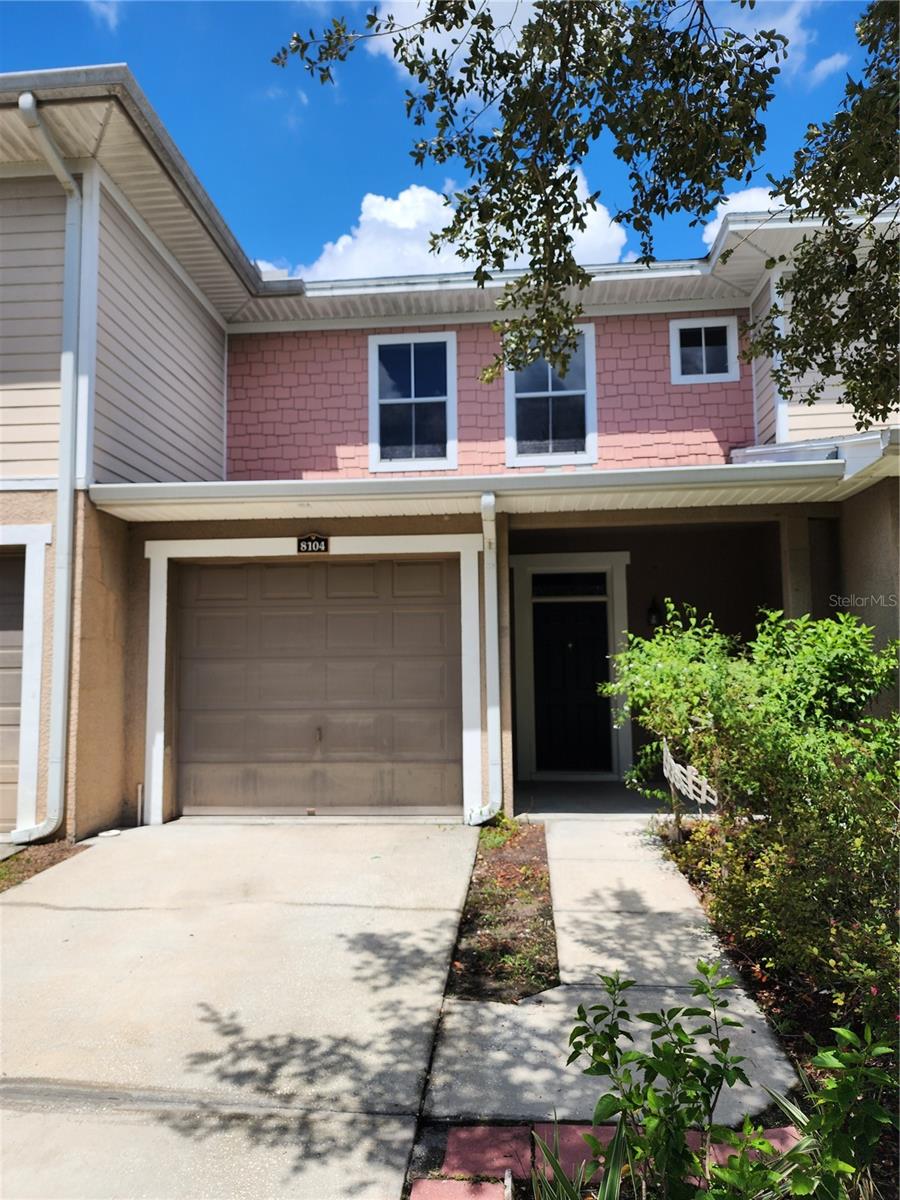 Photo of 8104 BALLY MONEY ROAD TAMPA FL 33610