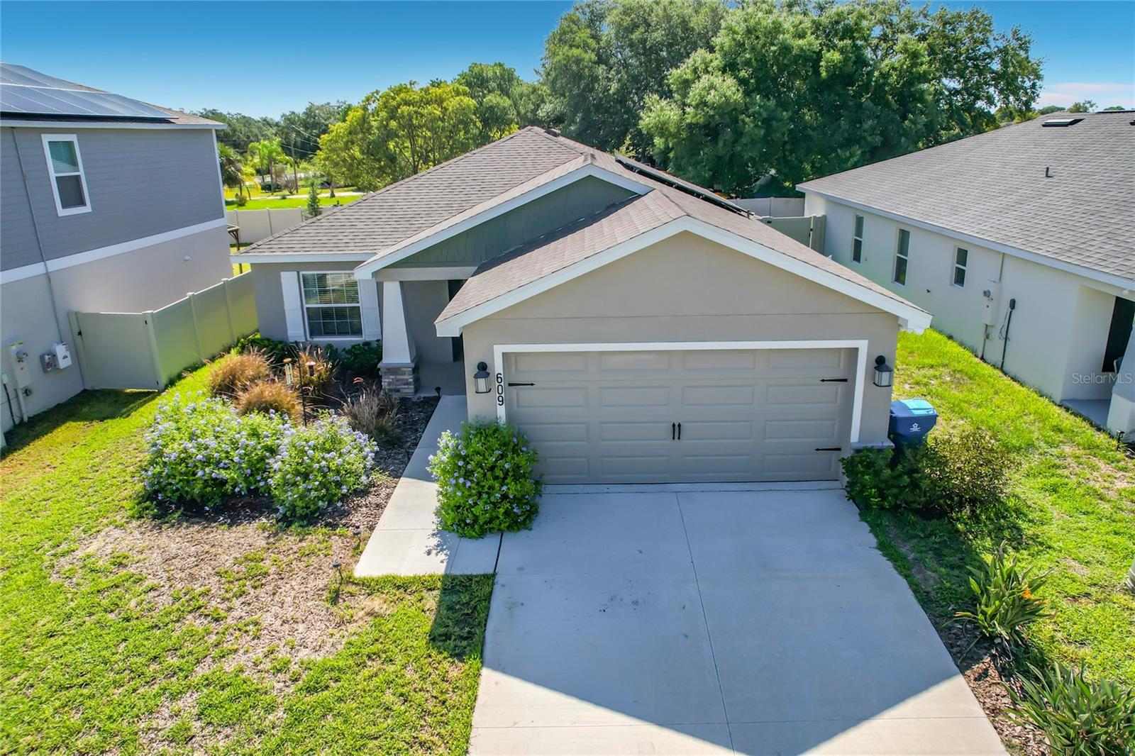Photo of 609 AMBLESIDE DRIVE HAINES CITY FL 33844