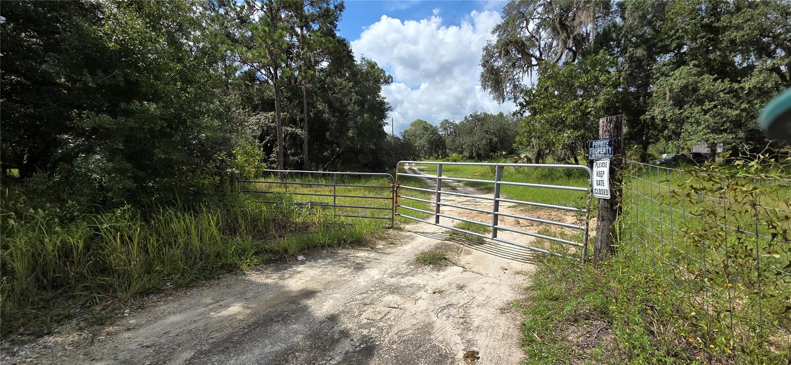 Photo of 10400 E MOCCASIN SLOUGH ROAD INVERNESS FL 34450