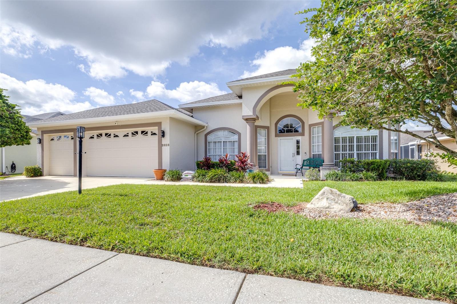 Photo of 2828 SHAUGHNESSY WAY LAKELAND FL 33810