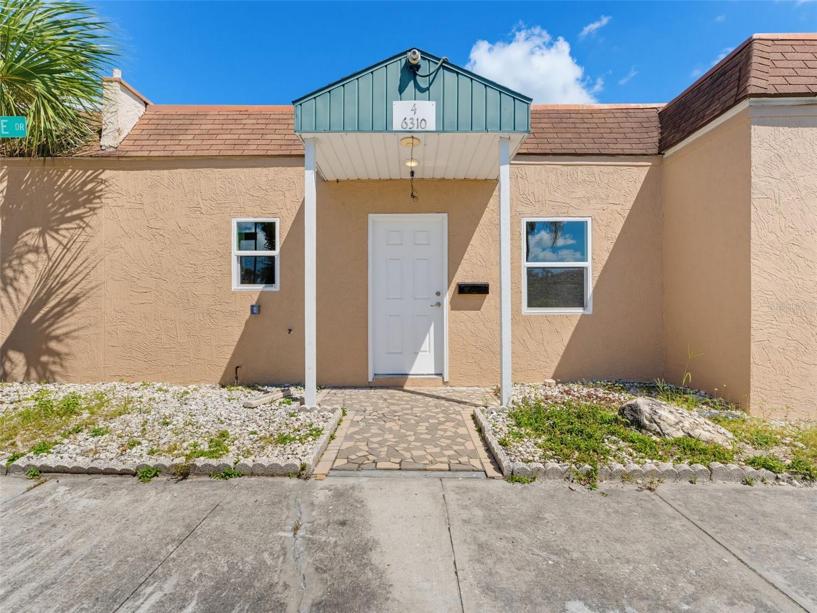 Photo of 6310 PROVIDENCE CIRCLE #4 NEW PORT RICHEY FL 34652